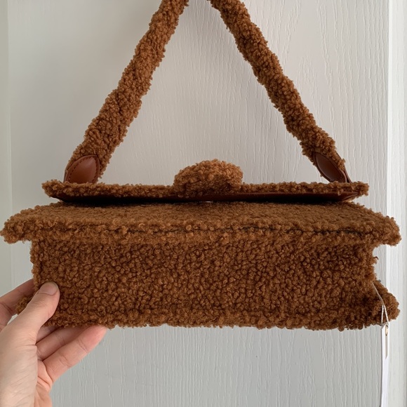 Moda Luxe Brown Sherpa Handbag - Picture 7 of 16